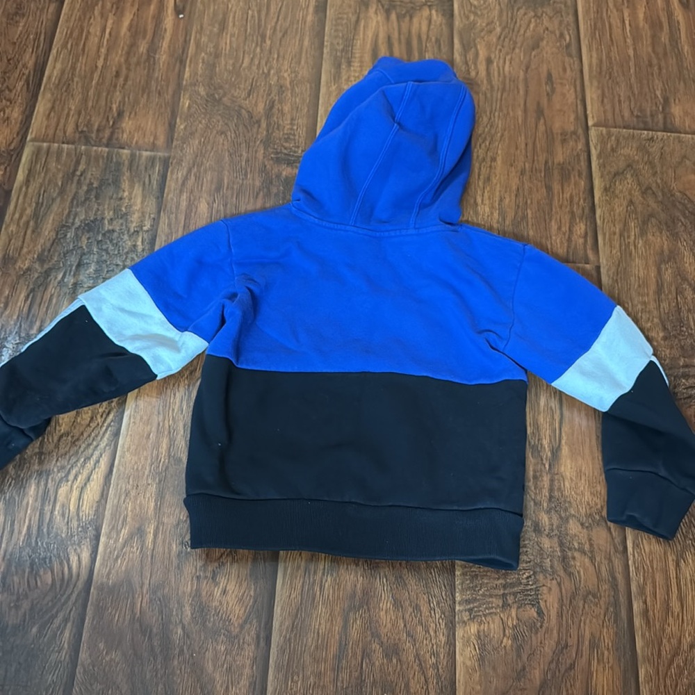 Size 5 Adidas blue/black/white hoodie in great condition. gently used condition - Picture 4 of 4